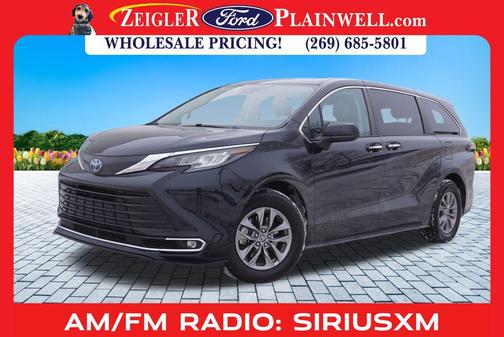 2023 Toyota Sienna XLE