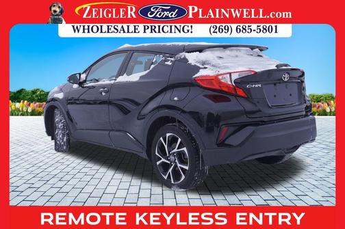 2022 Toyota C-HR XLE
