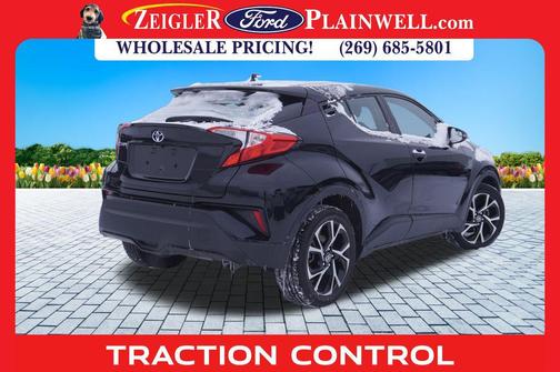 2022 Toyota C-HR XLE