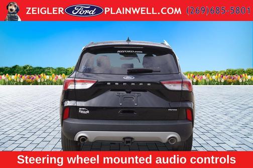 Black 2022 Ford Escape SEL