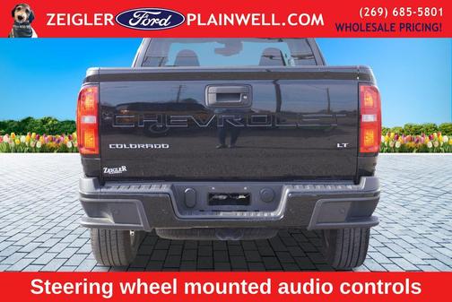 Black 2022 Chevrolet Colorado LT