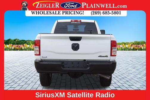 2023 RAM 3500 Tradesman Crew Cab 4x4 8' Box