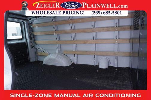 2024 GMC Savana 2500 Work Van