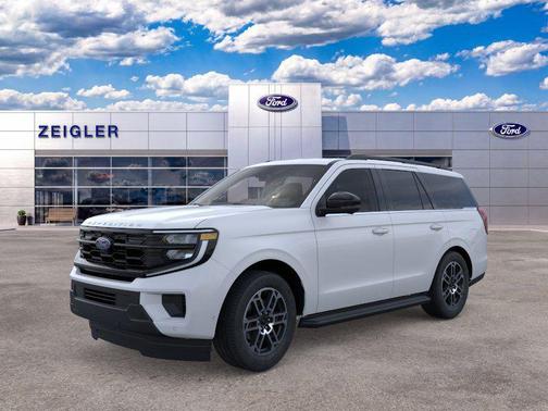 Space Silver Metallic 2026 Ford Expedition Active