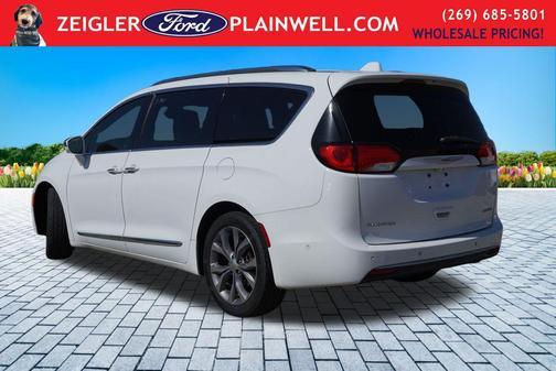 Bright White Clearcoat 2019 Chrysler Pacifica Limited