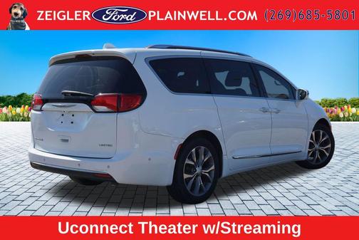 Bright White Clearcoat 2019 Chrysler Pacifica Limited