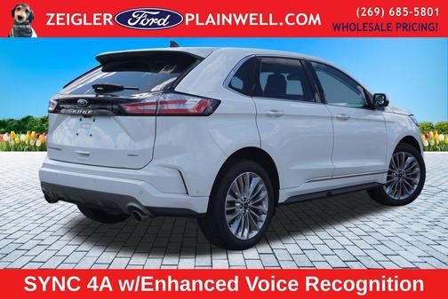 White Metallic 2024 Ford Edge Titanium