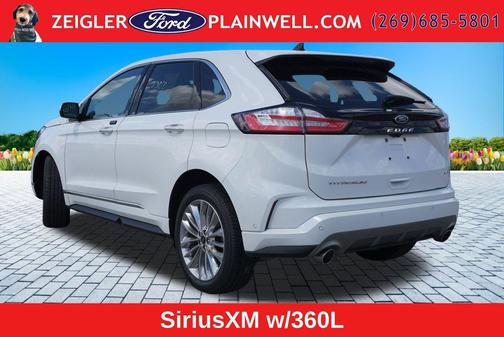 White Metallic 2024 Ford Edge Titanium