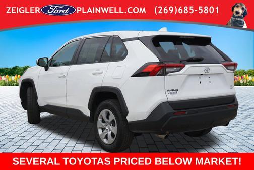 White 2022 Toyota RAV4 LE
