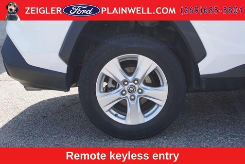Super White 2021 Toyota RAV4 XLE