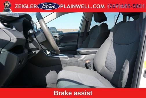 Super White 2021 Toyota RAV4 XLE