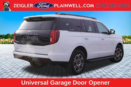 Oxford White 2025 Ford Expedition Active