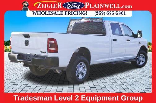 2024 RAM 3500 Tradesman Crew Cab 4x4 8' Box