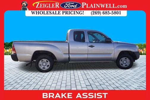 2014 Toyota Tacoma Base