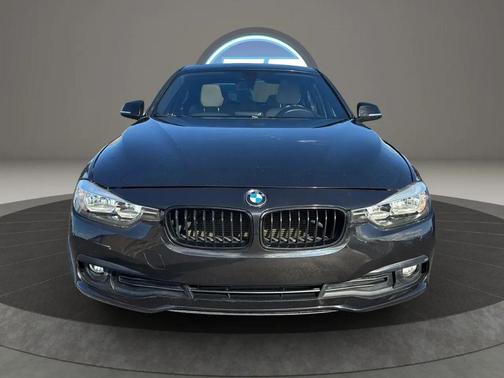 Black 2017 BMW 320 i