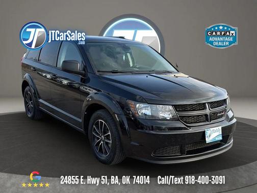 Pitch Black Clearcoat 2018 Dodge Journey SE