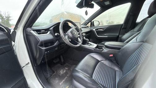 White 2019 Toyota RAV4 Hybrid SE