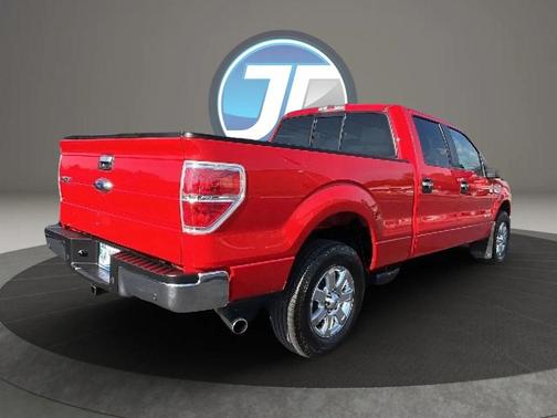 Red 2014 Ford F-150 XLT