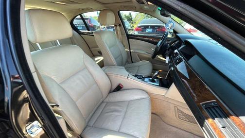 Jet Black 2008 BMW 528 528i Sedan 4D