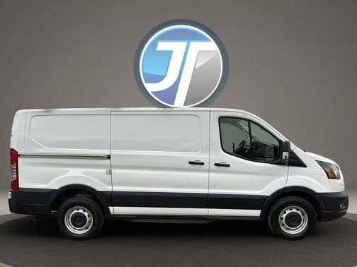 Oxford White 2021 Ford Transit-250 Base