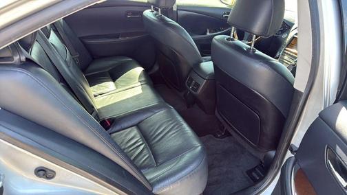 Silver 2011 Lexus ES 350 Base
