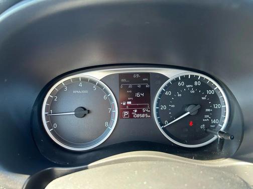 Fresh Powder 2023 Nissan Kicks S
