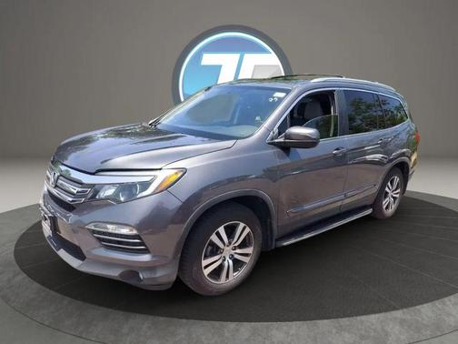Modern Steel Metallic 2016 Honda Pilot EX-L