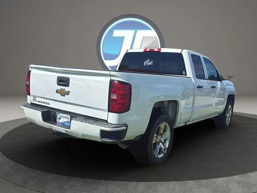 Summit White 2017 Chevrolet Silverado 1500 Custom