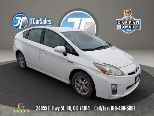 White 2010 Toyota Prius II