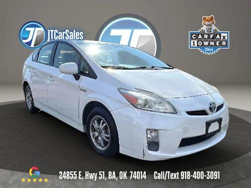 White 2010 Toyota Prius II