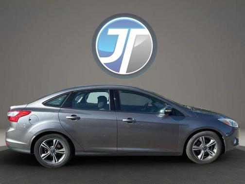 Sterling Gray Metallic 2014 Ford Focus SE