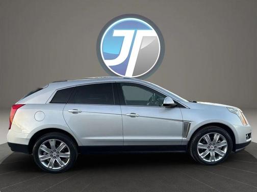 Radiant Silver Metallic 2015 Cadillac SRX Premium Collection