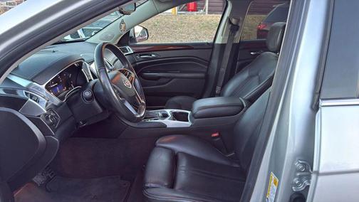 Radiant Silver Metallic 2015 Cadillac SRX Premium Collection