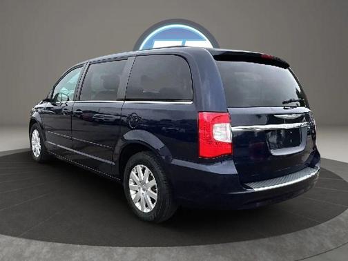 True Blue Pearlcoat 2015 Chrysler Town & Country LX