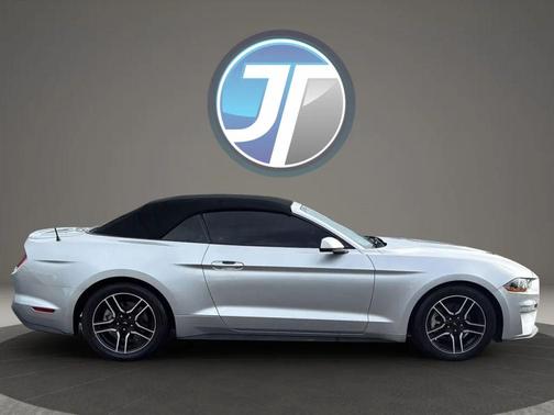 Ingot Silver Metallic 2018 Ford Mustang EcoBoost Premium