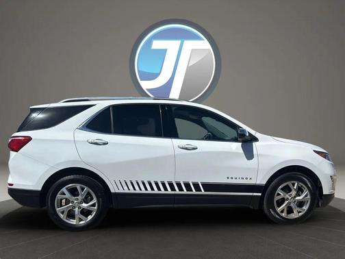 White 2019 Chevrolet Equinox Premier