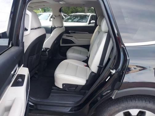 Ebony Black 2020 Kia Telluride S