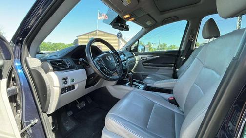 Blue 2018 Honda Pilot EX-L