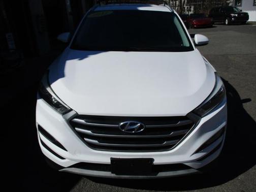 2017 Hyundai TUCSON Sport