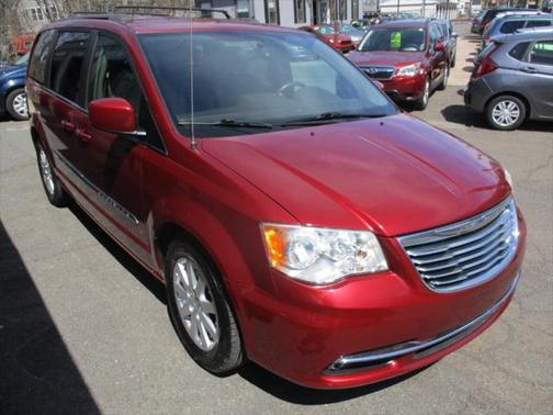 2013 Chrysler Town & Country Touring
