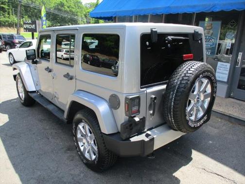 2013 Jeep Wrangler Unlimited Sahara