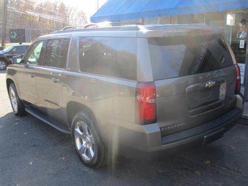 2016 Chevrolet Suburban LT