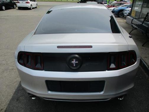 2014 Ford Mustang V6 Premium