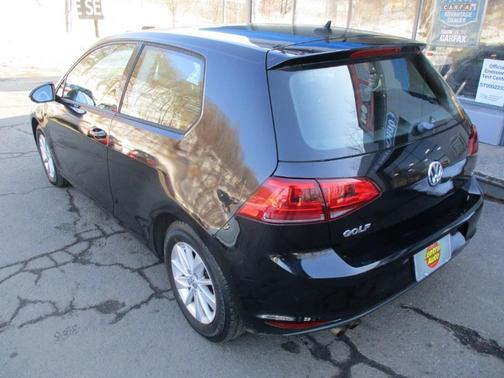2015 Volkswagen Golf TSI S 2-Door