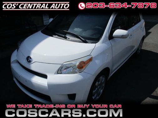 2010 Scion xD xD