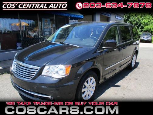 2016 Chrysler Town & Country Touring