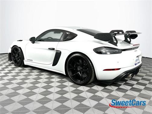 2023 Porsche 718 Cayman GT4 RS