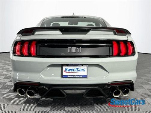 2022 Ford Mustang Mach 1