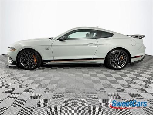 2022 Ford Mustang Mach 1