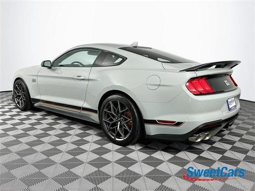 2022 Ford Mustang Mach 1